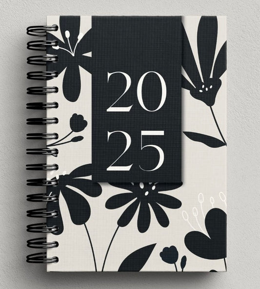 2025 PLANNER FOR WOMEN